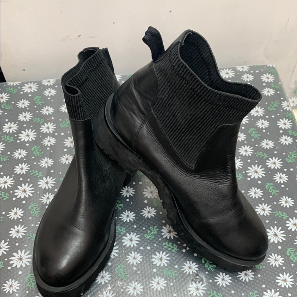 Black Ankle Boots for Women